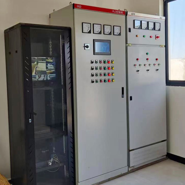 PLC���ƹ�ʵ��